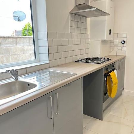 Catherine 5 Bedroom House Кру Экстерьер фото